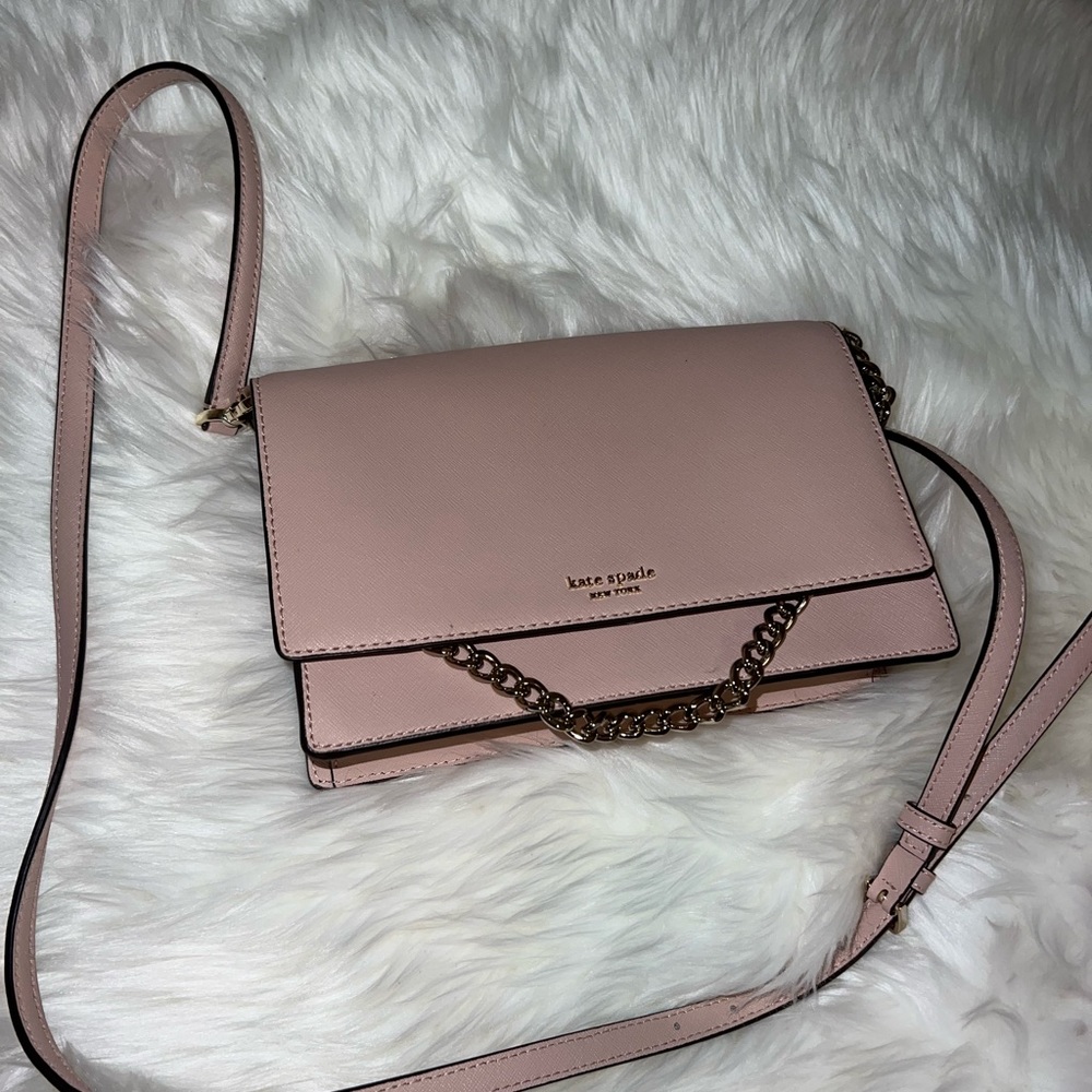 Light pink Kate spade shoulder / chain bag